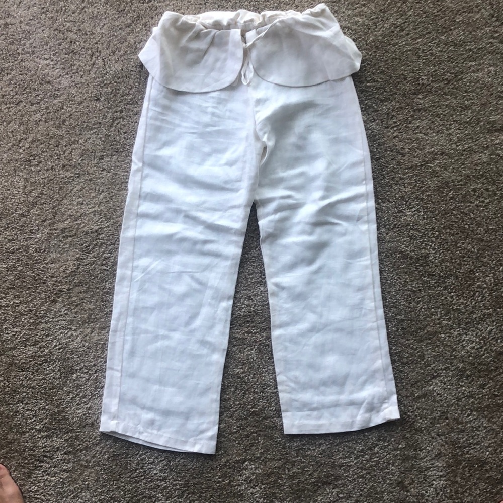 White linen cropped pants